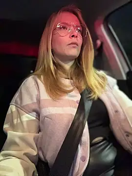 AnastasiaAniess online show from 13, 11, 2025