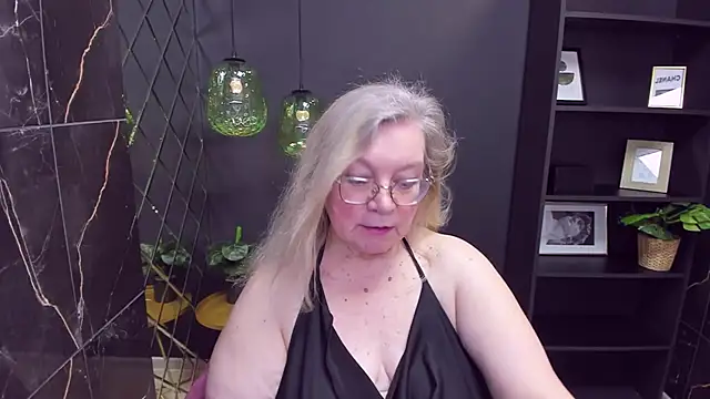NataliMellow online show from 11, 12, 2024