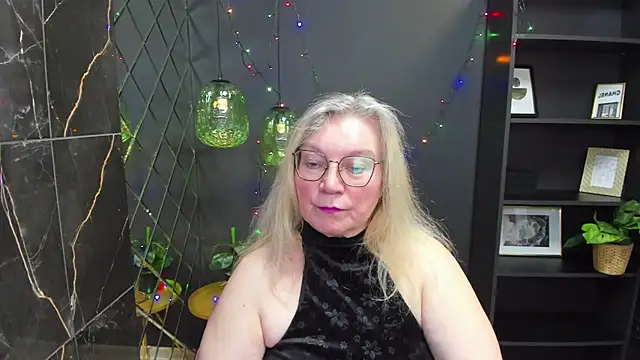 NataliMellow online show from 5, 1, 2025