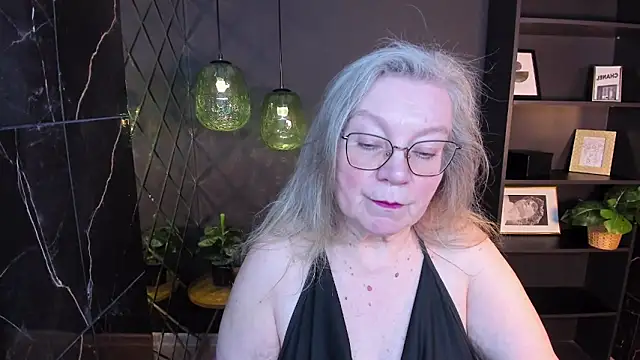 Snapshot of NataliMellow chatting on 20, 4, 2026 NataliMellow online show from 20, 4, 2026