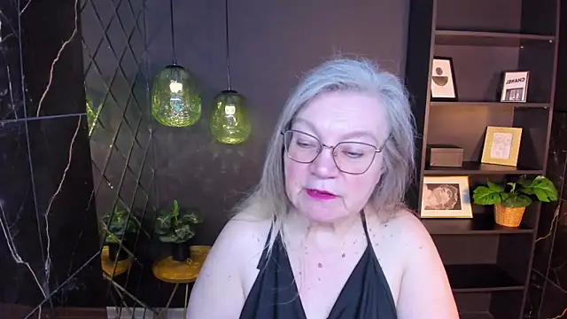 Snapshot of NataliMellow chatting on 6, 5, 2026 NataliMellow online show from 6, 5, 2026