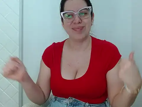 Snapshot of ashlymoon chatting on 25, 6, 2026 ashlymoon online show from 25, 6, 2026