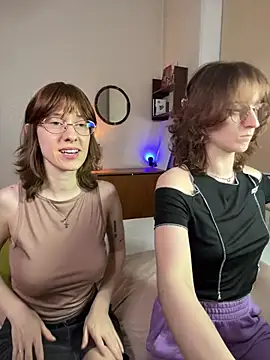 Snapshot of Jitoon_Exe chatting on 16, 7, 2026 Jitoon Exe online show from 16, 7, 2026