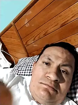 Snapshot of gusaven chatting on 11, 3, 2025 gusaven online show from 11, 3, 2025