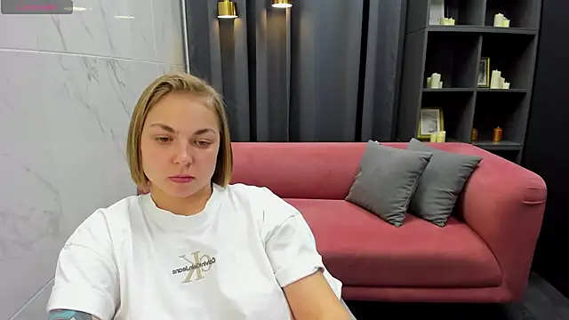 Snapshot of TataArdent chatting on 13, 12, 2024 TataArdent online show from 13, 12, 2024