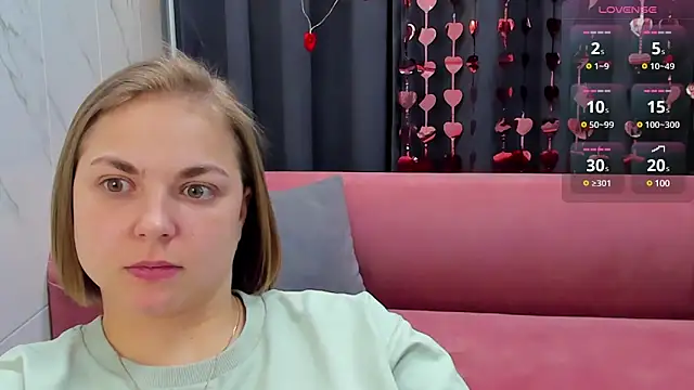 Snapshot of TataArdent chatting on 18, 2, 2025 TataArdent online show from 18, 2, 2025