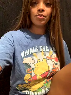 Rakiyahcharms online show from 18, 9, 2025