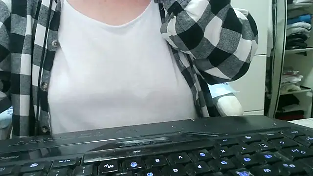 heidi60 online show from 10, 10, 2025