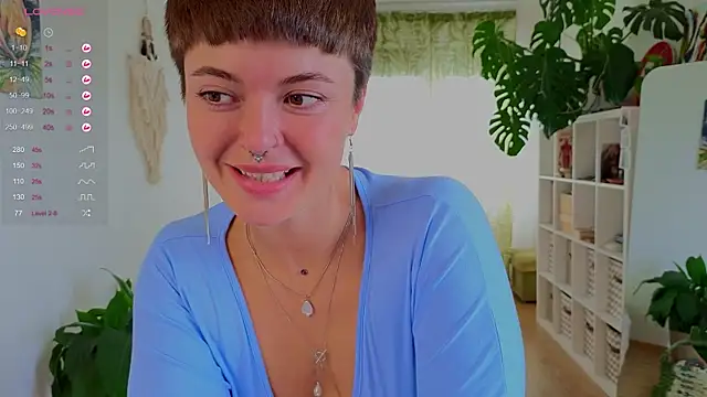 lana sky online show from 10, 9, 2025