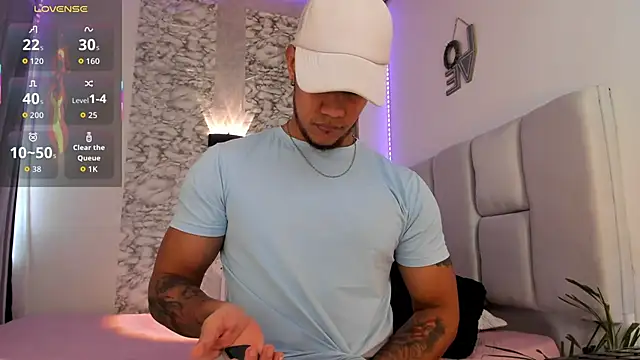 CRAZYBOYLOVE online show from 15, 10, 2025