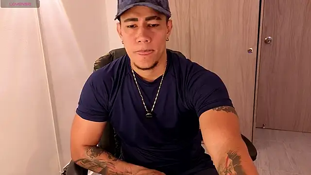 CRAZYBOYLOVE online show from 11, 2, 2026