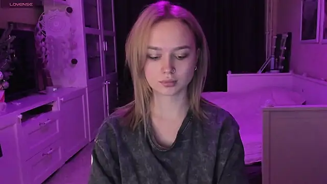 MaryDreaminess online show from 19, 1, 2025