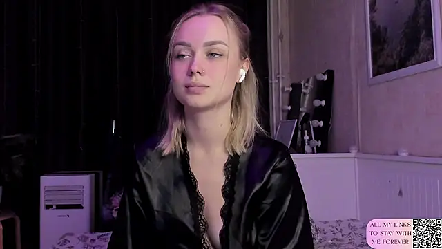 Snapshot of MaryDreaminess chatting on 27, 6, 2026 MaryDreaminess online show from 27, 6, 2026