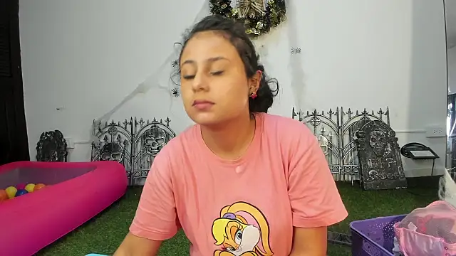 AbbyTaylorr online show from 2, 10, 2025