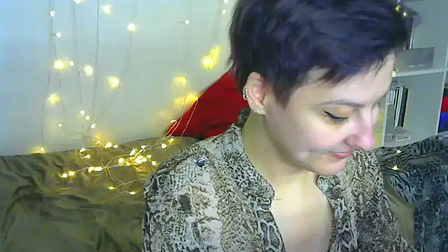 Snapshot of MartaBounty chatting on 25, 2, 2025 MartaBounty online show from 25, 2, 2025