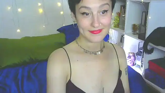 Snapshot of MartaBounty chatting on 10, 9, 2025 MartaBounty online show from 10, 9, 2025