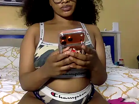 Snapshot of BOOTYBANGER24xx chatting on 9, 8, 2026 BOOTYBANGER24xx online show from 9, 8, 2026