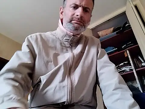 Snapshot of Perv10 chatting on 6, 6, 2026 Perv10 online show from 6, 6, 2026