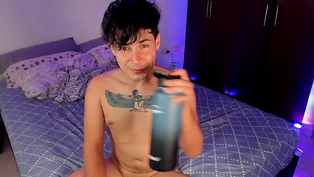 Snapshot of Ryan_picato chatting on 17, 12, 2024 Ryan picato online show from 17, 12, 2024