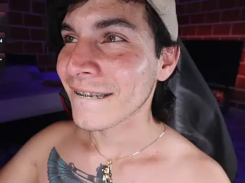 Snapshot of Ryan_picato chatting on 4, 10, 2025 Ryan picato online show from 4, 10, 2025