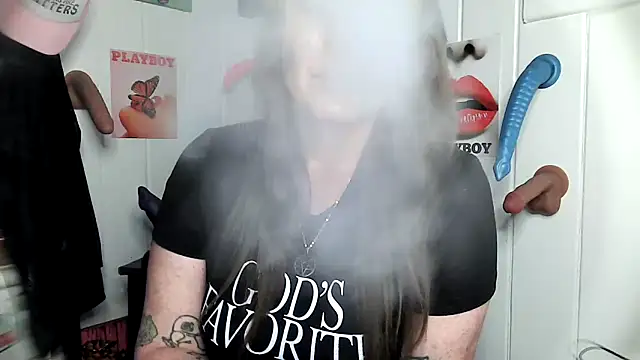 Snapshot of Lady_the_Tramp chatting on 30, 11, 2025 Lady the Tramp online show from 30, 11, 2025