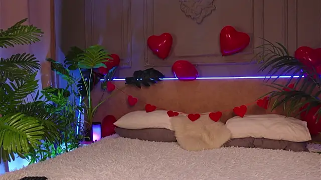 Devilinee online show from 15, 2, 2026