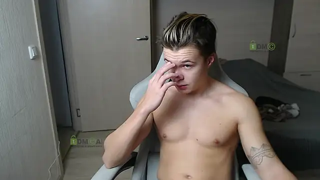 Sunny-Girl1 online show from 13, 3, 2025