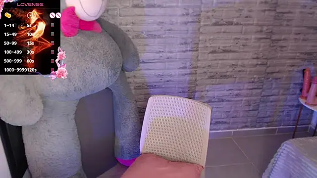 TinnaCobb online show from 15, 1, 2026