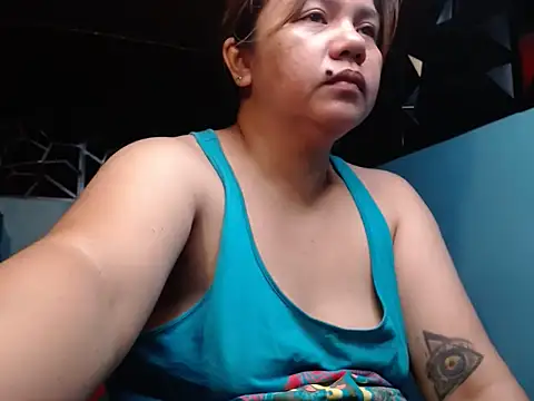 Snapshot of ambersmile chatting on 7, 10, 2025 ambersmile online show from 7, 10, 2025