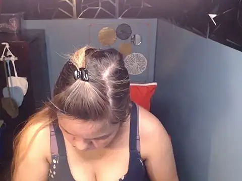 Snapshot of ambersmile chatting on 12, 10, 2025 ambersmile online show from 12, 10, 2025