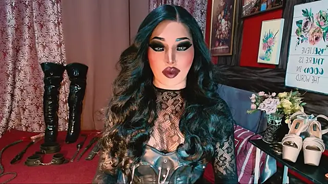 trixxielicious online show from 13, 4, 2026