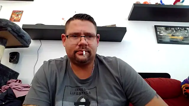 sexykevin17cm online show from 13, 11, 2025