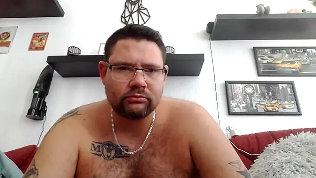 Snapshot of sexykevin17cm chatting on 21, 4, 2026 sexykevin17cm online show from 21, 4, 2026