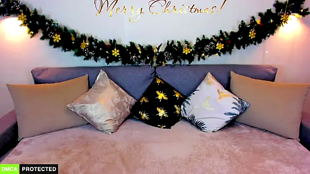 TheWoman   online show from 28, 12, 2024