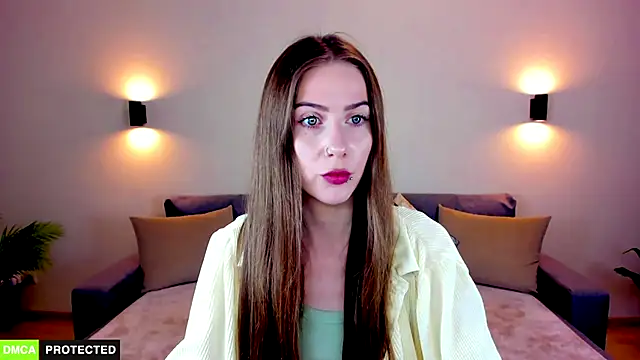 TheWoman   online show from 10, 9, 2025