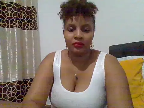Snapshot of Nathyjess195 chatting on 19, 9, 2025 Nathyjess195 online show from 19, 9, 2025