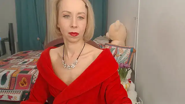 LuxuryNika online show from 15, 2, 2025