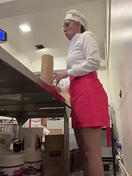 Snapshot of Gatitacarlita chatting on 23, 12, 2024 Gatitacarlita online show from 23, 12, 2024