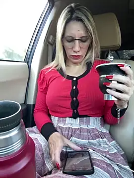 Snapshot of Gatitacarlita chatting on 27, 12, 2024 Gatitacarlita online show from 27, 12, 2024