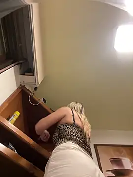 Snapshot of Gatitacarlita chatting on 11, 3, 2025 Gatitacarlita online show from 11, 3, 2025