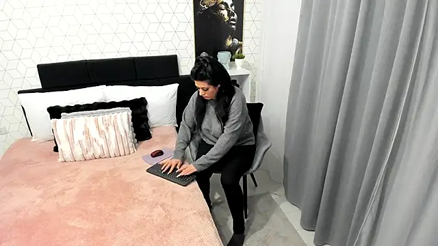 Snapshot of Heidix chatting on 20, 2, 2025 Heidix online show from 20, 2, 2025