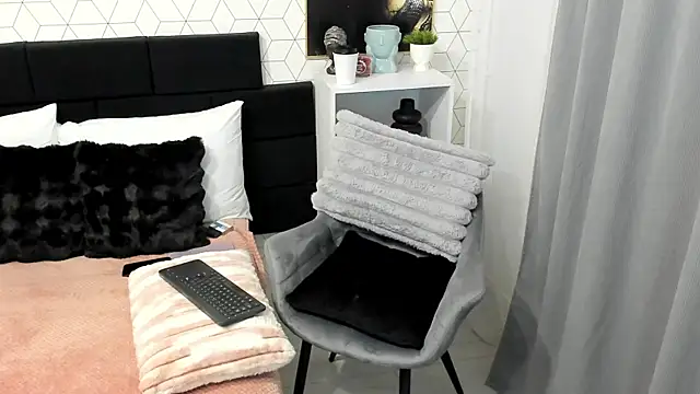 Snapshot of Heidix chatting on 4, 3, 2025 Heidix online show from 4, 3, 2025