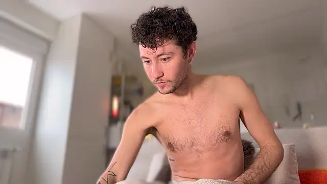 Snapshot of Harry_Jen chatting on 20, 1, 2025 Harry Jen online show from 20, 1, 2025