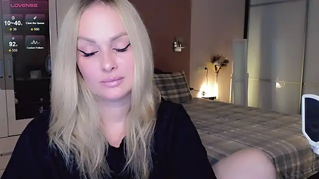 Libby Nora online show from 6, 11, 2025