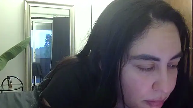 Snapshot of WetFlower69 chatting on 24, 5, 2026 WetFlower69 online show from 24, 5, 2026