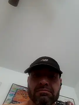 Snapshot of hottie212@xh chatting on 7, 12, 2024 hottie212xh online show from 7, 12, 2024