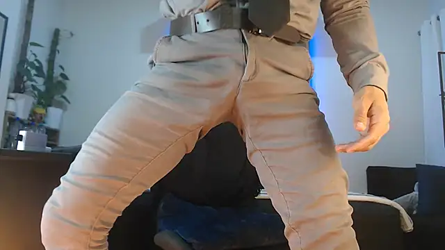 Andrew 4  online show from 11, 3, 2026