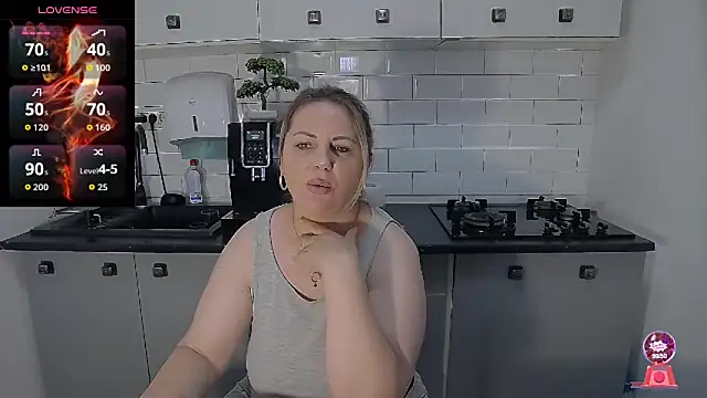 Snapshot of erikaerika chatting on 30, 6, 2026 erikaerika online show from 30, 6, 2026