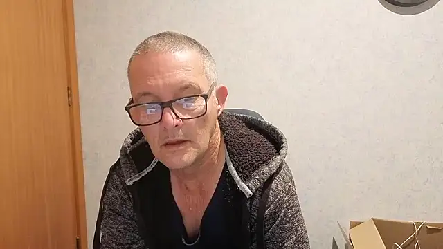 Snapshot of bigballnz chatting on 22, 7, 2026 bigballnz online show from 22, 7, 2026
