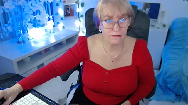 Ghertrude52 online show from 28, 11, 2025